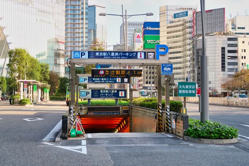 促销海报与折页设计全流程解析:海口中小企业的视觉营销方案